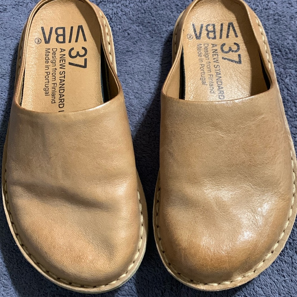 COPY - VIBAe leather ergonomic mule - Sz 37
